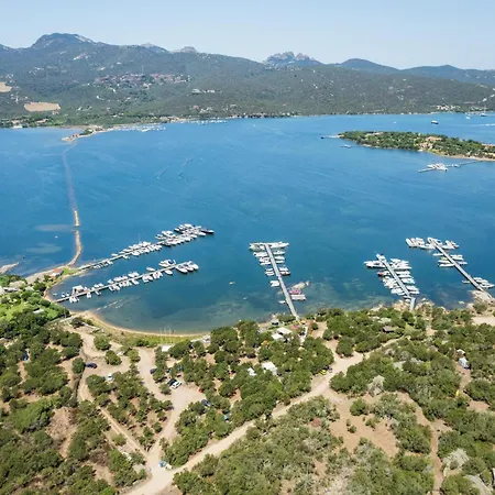 Caletta Nest 108 Apartman *